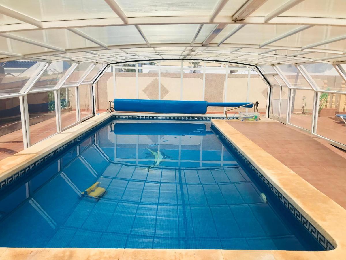 Villa With Super Swimming Pool グラン・アラカント エクステリア 写真