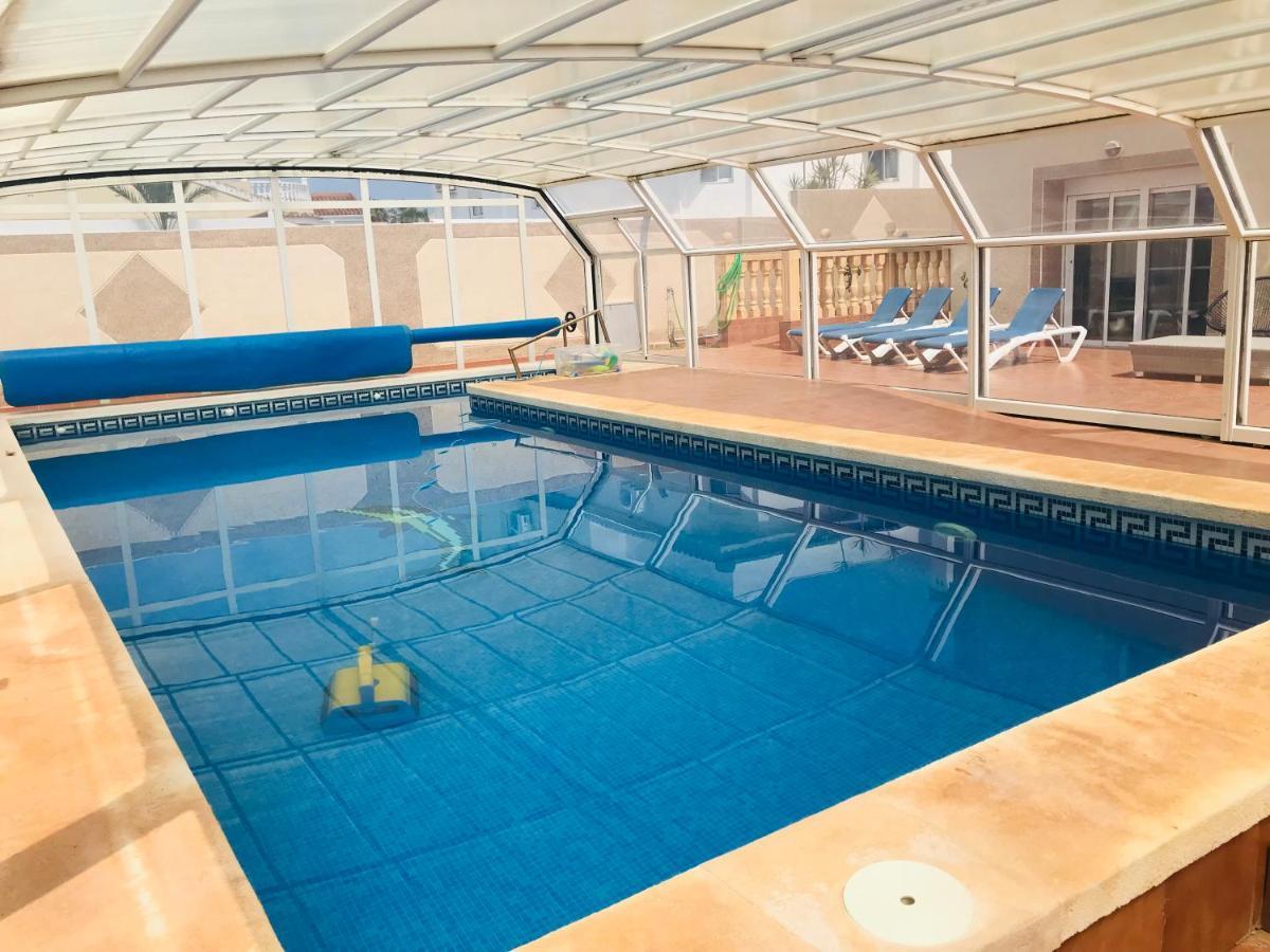 Villa With Super Swimming Pool グラン・アラカント エクステリア 写真
